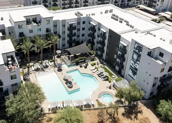 Golf & Shops Outdoor Games Heated Pool Scottsdale