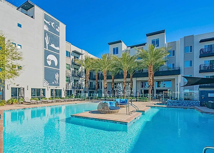 Golf & Shops Outdoor Games Heated Pool Apartament Scottsdale