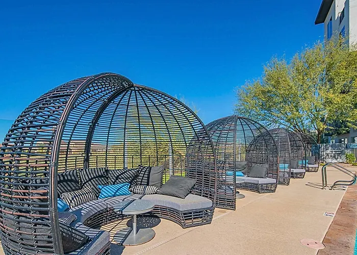 Golf & Shops Outdoor Games Heated Pool Apartament Scottsdale